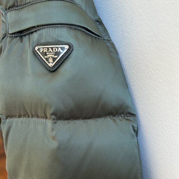 PRADA down Jacket, size 38/US 2-4 - Picture 9 of 15